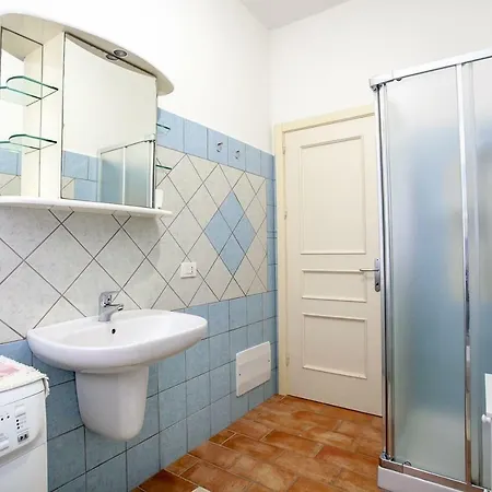 Villino Pietra * سان تيودورو